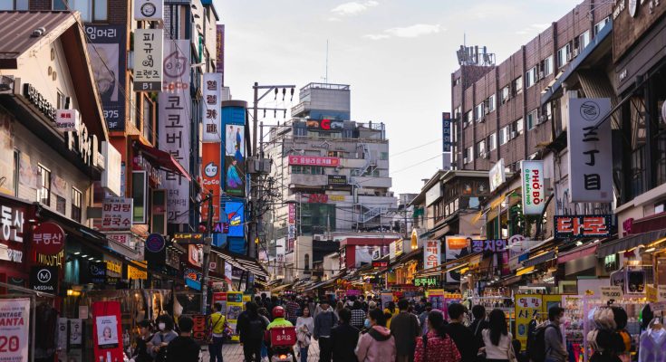 Breaking: South Korea's Kospi hits fresh record high for third straight day on optimism over trade talks