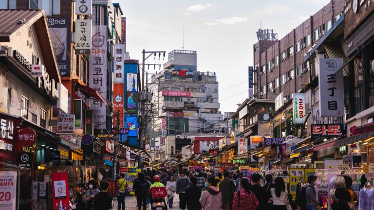Breaking: South Korea's Kospi hits fresh record high for third straight day on optimism over trade talks