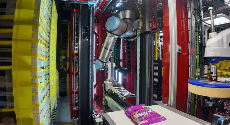 Breaking: Amazon introduces 'Blue Jay' warehouse robot that performs multiple tasks at once