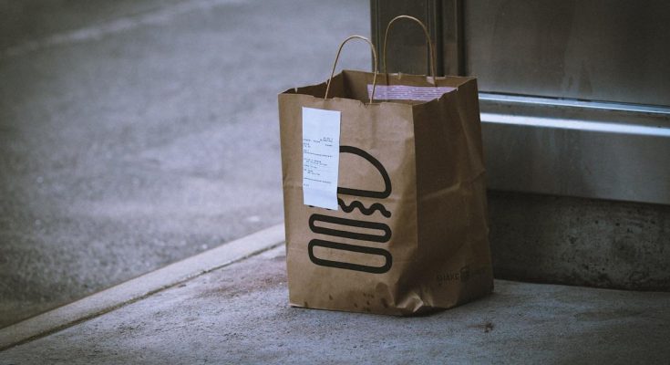 Analyst Says DoorDash (DASH) ‘Number One’ Consumer Discretionary Stock – Here’s Why - atlantisthemes