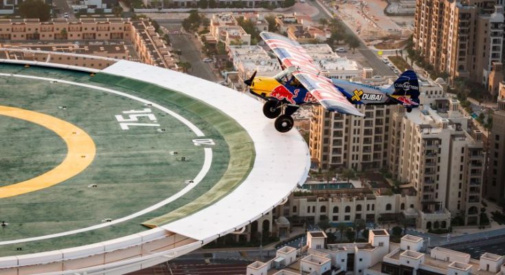 Pilot makes history after landing on top of a 56-story hotel | CNN