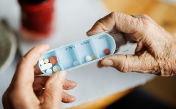 Nearly 55 million Medicare users overpay for prescriptions. How to save on Part D plans. - atlantisthemes