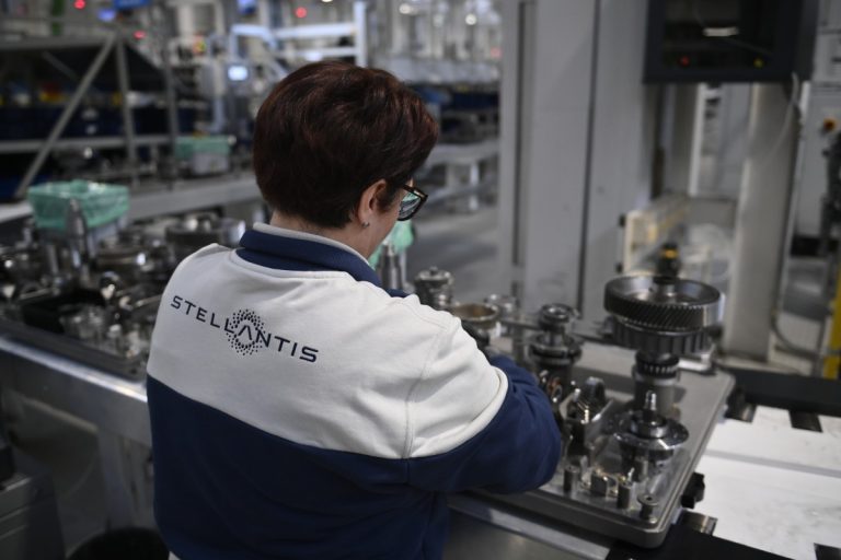 Stellantis makes $13 billion investment in U.S. auto manufacturing - atlantisthemes