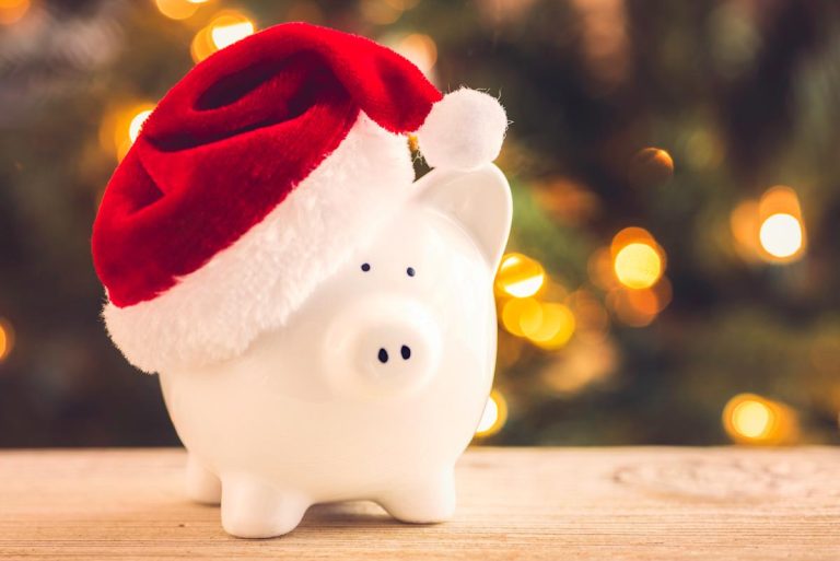 What is a Christmas club account, and should you open one before the holidays? - atlantisthemes