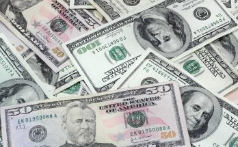 Dollar Slightly Higher as US Banking Concerns and Trade Tensions Recede - atlantisthemes