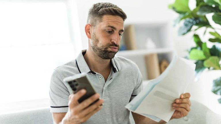 15 Money Hacks for When Your Paycheck Can’t Cover Your Bills - atlantisthemes