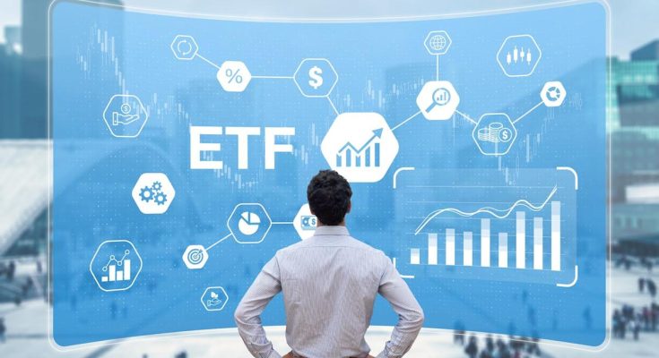 Invesco QQQ vs. Vanguard Information Technology ETF: Which Is Better for Tech Investors? - atlantisthemes