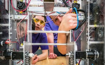 AI Is Changing What High School STEM Students Study – Trends