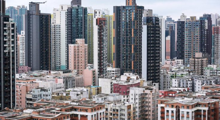 Hong Kong residential property market's improvement whets investor appetite, analysts say - atlantisthemes