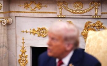 Trump flaunts Oval Office’s 24-karat accents as gold hits record highs. Is it time to start investing in gold? - atlantisthemes