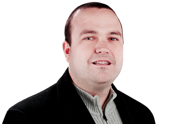 Patriots trade White to 49ers, Dugger to Steelers