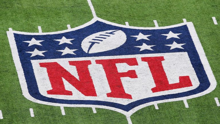 Poll: Many NFL fans want more games despite risk
