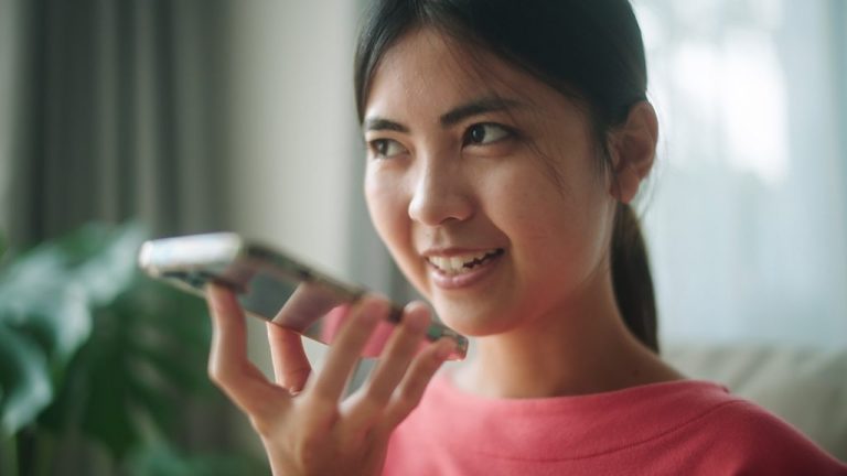 Tech Life - Talking translation - BBC Sounds – Latest Tech News from AtlantisThemes