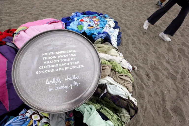 Cleaning Out the Closet? Keep It Sustainable — AJ+