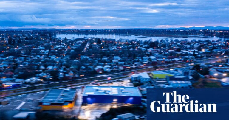 atlantisthemes - Prestigious Ballarat Grammar banned from accepting new boarders amid child safety reports