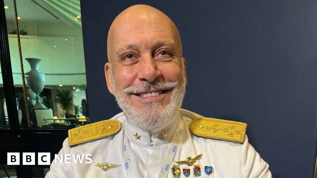 atlantisthemes - Nato 'will stand with Ukraine' to get long-lasting peace, senior official tells BBC