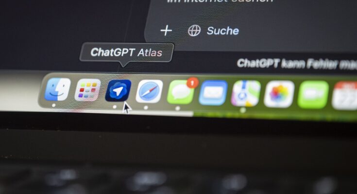 Researchers found that OpenAI's browser, Atlas's omnibox, is extremely vulnerable to serious prompt injection attacks.